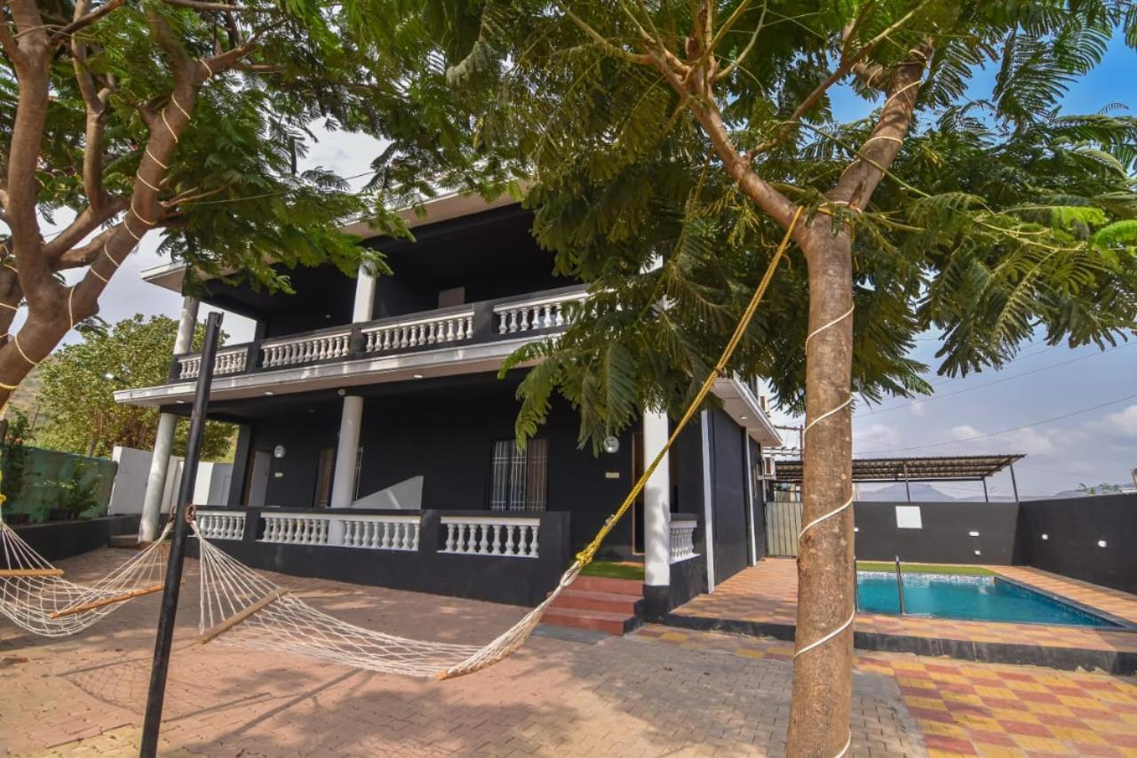 Empyrean Stay Ll 3Bhk Ll Black Horse Villa Ll Ac Ll Private Pool Ll Wifi II Lux Ll Lonavala Exterior photo