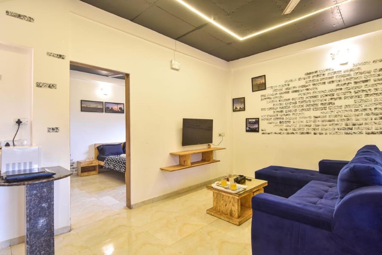 Empyrean Stay Ll 3Bhk Ll Black Horse Villa Ll Ac Ll Private Pool Ll Wifi II Lux Ll Lonavala Exterior photo