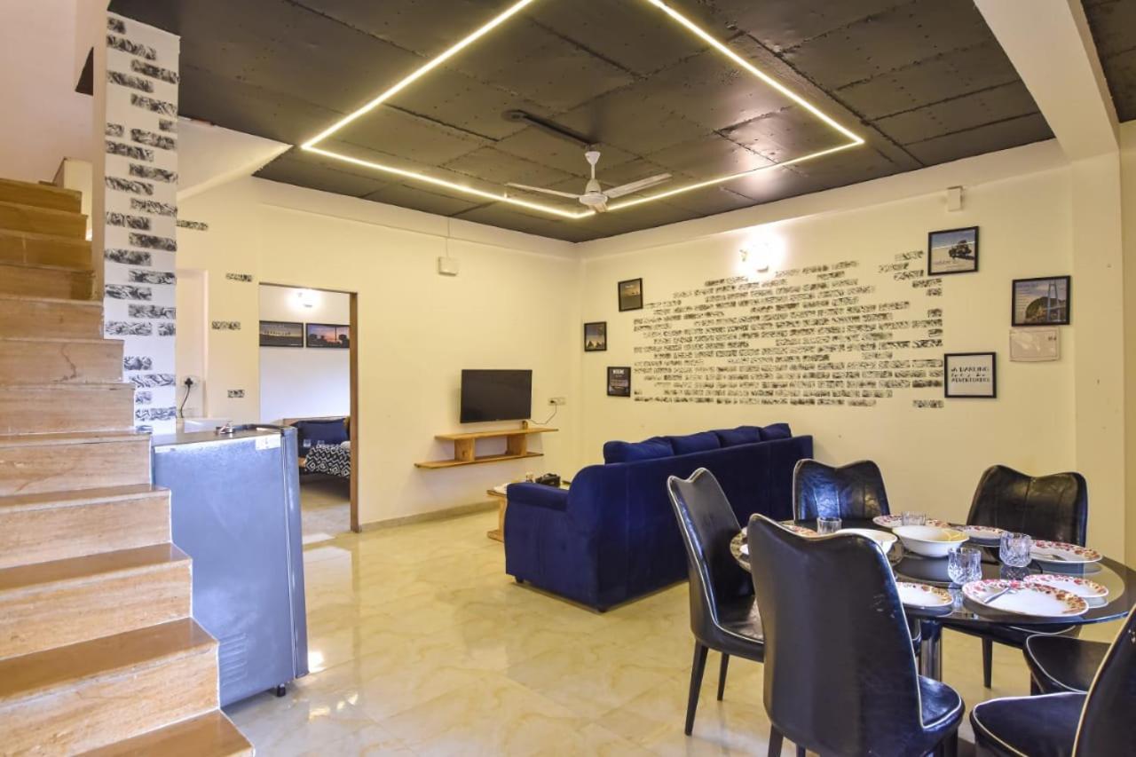 Empyrean Stay Ll 3Bhk Ll Black Horse Villa Ll Ac Ll Private Pool Ll Wifi II Lux Ll Lonavala Exterior photo